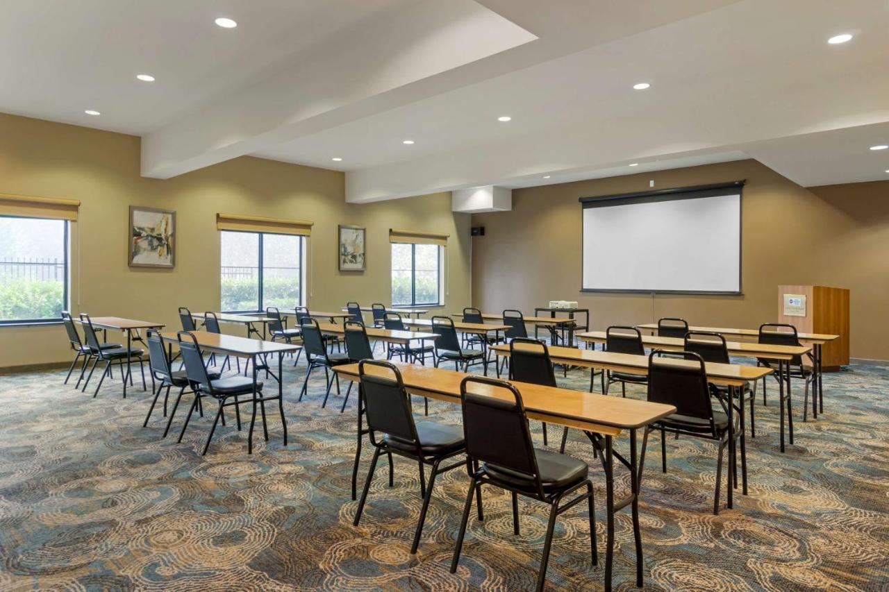 Best Western Plus Lacey Inn & Suites Zewnętrze zdjęcie